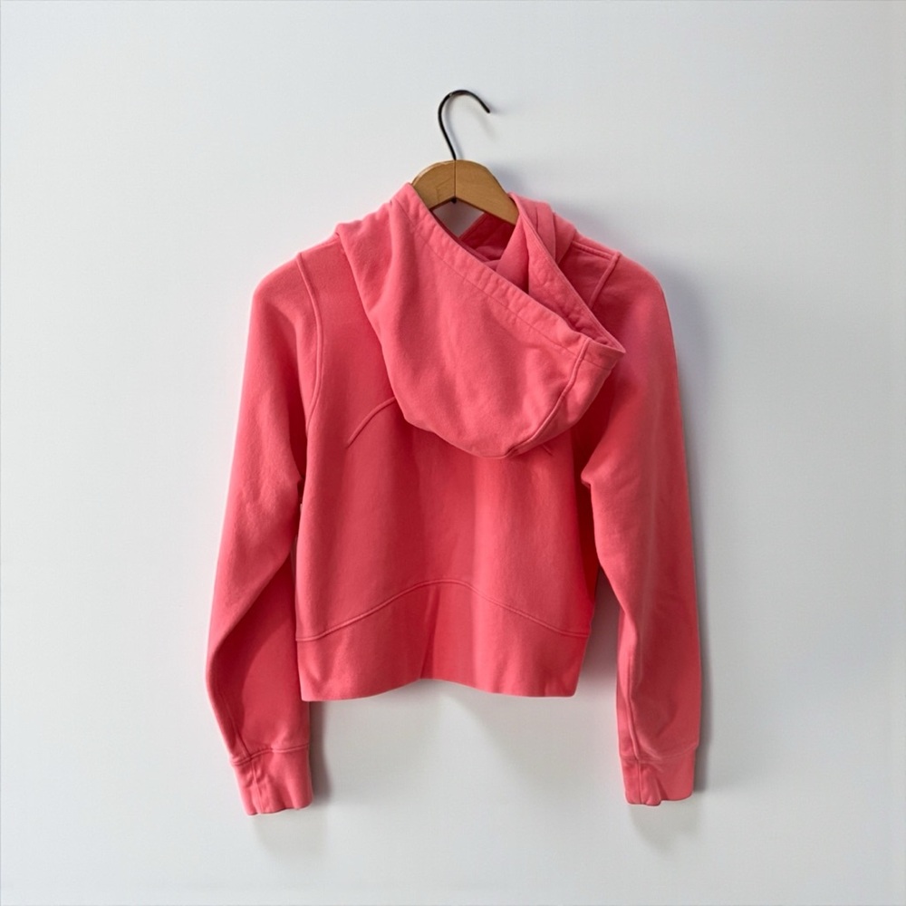 Lululemon Women’s Cropped Hoodie in Coral! Size 10! - Picture 3 of 5